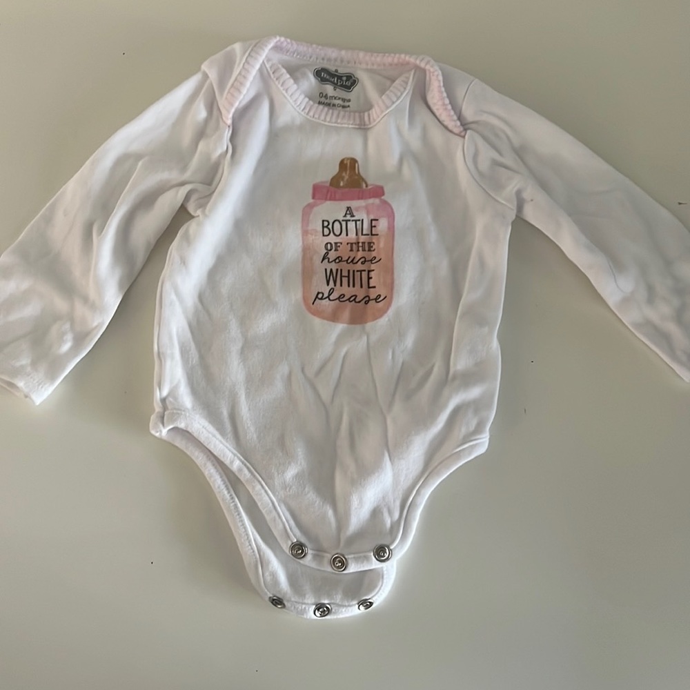 🦄 3 for $10🦄 New  Onesie